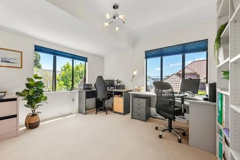 Photo of property in 29 Hinau Street, Woburn, Lower Hutt, 5011