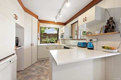 Photo of property in 12a Shetland Street, Glen Eden, Auckland, 0602