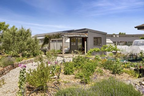 Photo of property in 44 Quinnat Street, Albert Town, Wanaka, 9305