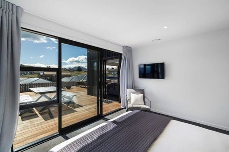 Photo of property in 65 Farrant Drive, Wanaka, 9305