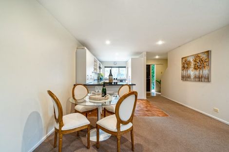 Photo of property in 27 Kinleith Way, Albany, Auckland, 0632