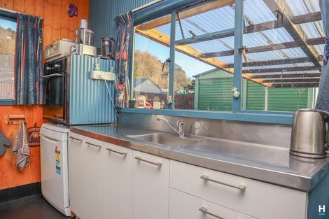 Photo of property in 1 Ross Street, Dunollie, Runanga, 7803