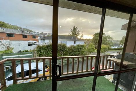 Photo of property in 60f2 Truscott Avenue, Johnsonville, Wellington, 6037