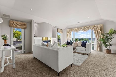 Photo of property in 16 Highcrest Heights, Westmorland, Christchurch, 8025