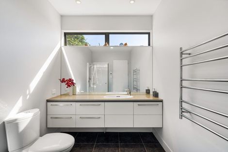 Photo of property in 21 Le Quesne Road, Bay View, Napier, 4104