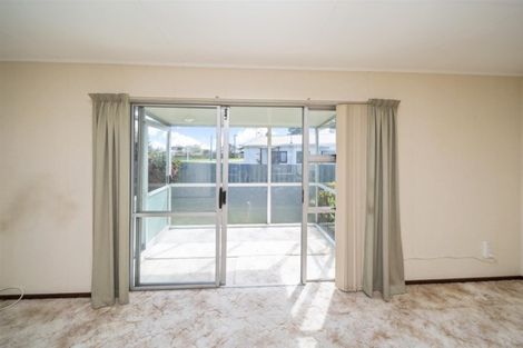 Photo of property in 198 Waihi Road, Hawera, 4610