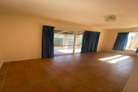 Photo of property in 4a Roche Avenue, Upper Riccarton, Christchurch, 8041