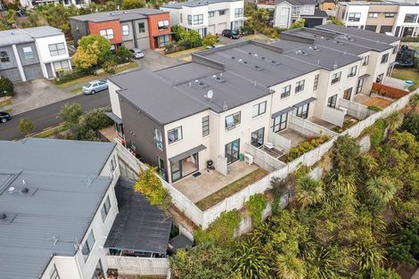 Photo of property in 37 Matairangi Avenue, Totara Heights, Auckland, 2105