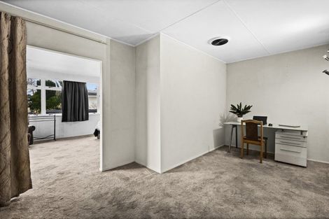 Photo of property in 166 Flaxmere Avenue, Flaxmere, Hastings, 4120