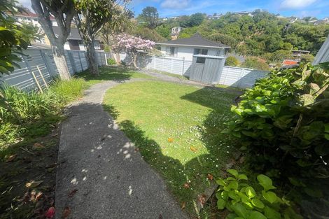 Photo of property in 15 Burdendale Grove, Churton Park, Wellington, 6037