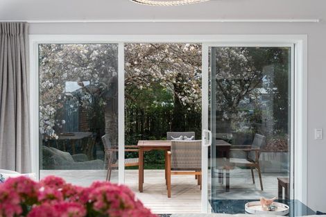 Photo of property in 8 Mahupuku Street, Greytown, 5712