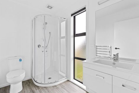 Photo of property in 2u1 Searancke Place, Fairfield, Hamilton, 3214