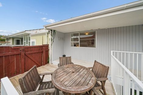 Photo of property in 2/13 Roband Crescent, Brown Owl, Upper Hutt, 5018