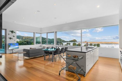 Photo of property in 53 Olsen Avenue, Mangawhai Heads, Mangawhai, 0505