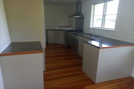 Photo of property in 113 Shanks Road, Helensville, 0875