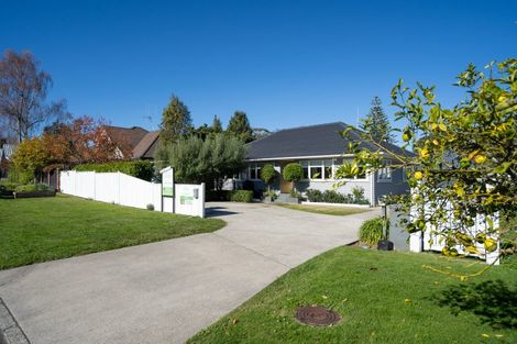 Photo of property in 49 Princes Street, Cambridge, 3434