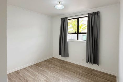 Photo of property in 65 Astley Avenue, New Lynn, Auckland, 0600