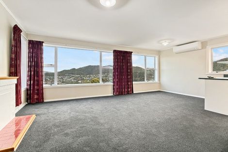 Photo of property in 30 Montgomery Avenue, Karori, Wellington, 6012