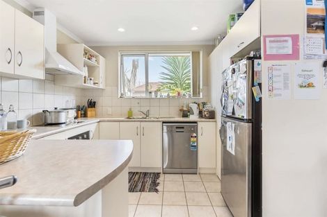 Photo of property in 7 Nykki Place, Papakura, 2110