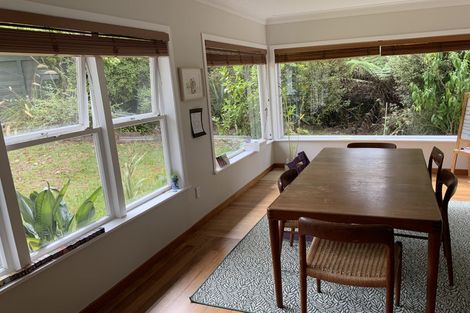 Photo of property in 37 Tanglewood Place, Cockle Bay, Auckland, 2014