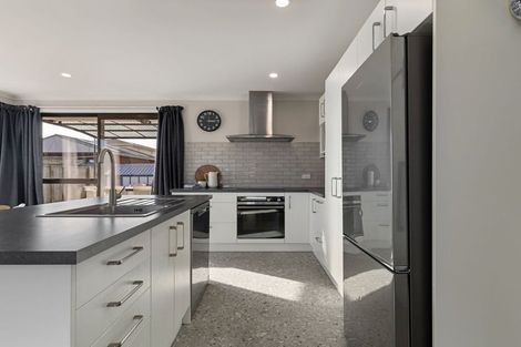 Photo of property in 11 Rayner Lane, Marton, 4710