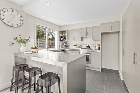 Photo of property in 41 Forres Street, Seatoun, Wellington, 6022