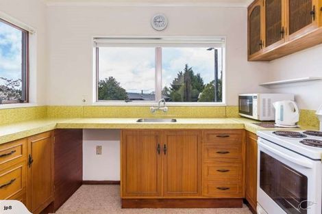 Photo of property in 15 Hilden Place, Hilltop, Taupo, 3330