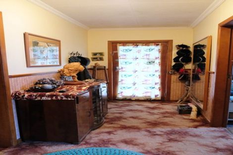 Photo of property in 4 Erskine Street, Tuatapere, 9620