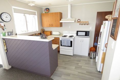 Photo of property in 54 Henley Street, Westport, 7825