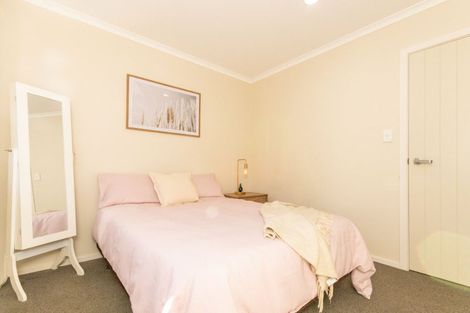 Photo of property in 36 Karina Terrace, Roslyn, Palmerston North, 4414