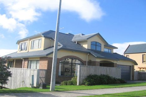 Photo of property in 7 Neston Grove, Churton Park, Wellington, 6037