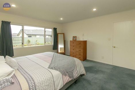 Photo of property in 17 Chelsea Drive, Taradale, Napier, 4112