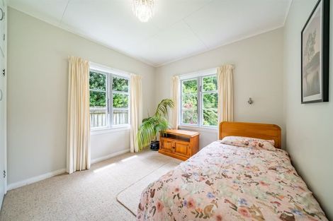 Photo of property in 32 Hyde Street, Wainuiomata, Lower Hutt, 5014