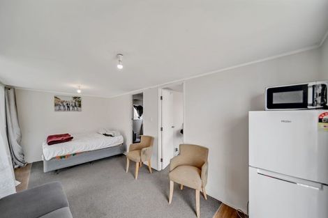 Photo of property in 73 Calthorp Close, Favona, Auckland, 2024