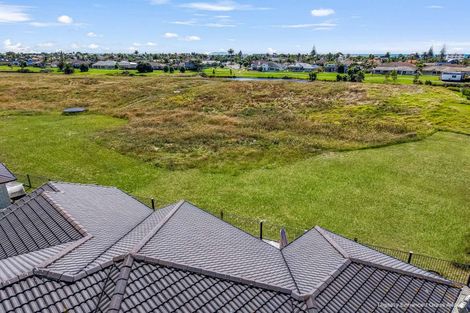 Photo of property in 10 Selliera Place, Papamoa Beach, Papamoa, 3118