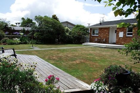 Photo of property in 55 Broadway, Stratford, 4332