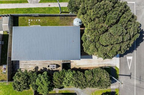 Photo of property in 23 Hughes Street, Waikanae Beach, Waikanae, 5036