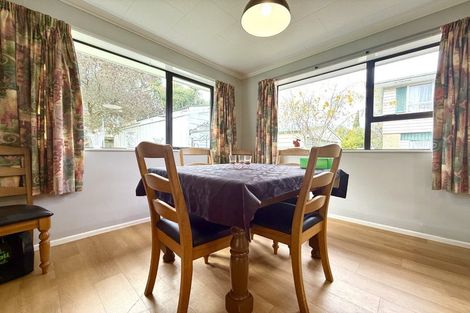 Photo of property in 122 California Drive, Totara Park, Upper Hutt, 5018