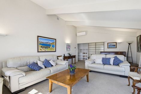 Photo of property in 51 Bucknell Street, Sockburn, Christchurch, 8042