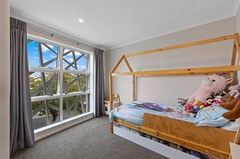 Photo of property in 10 Touhou Road, Hobsonville, Auckland, 0616