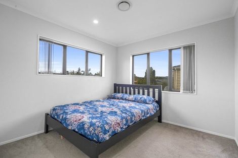 Photo of property in 8a Ron Keat Drive, Papakura, 2110