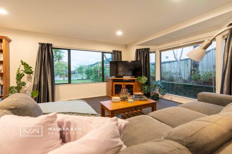 Photo of property in 2 Kirton Drive, Riverstone Terraces, Upper Hutt, 5018