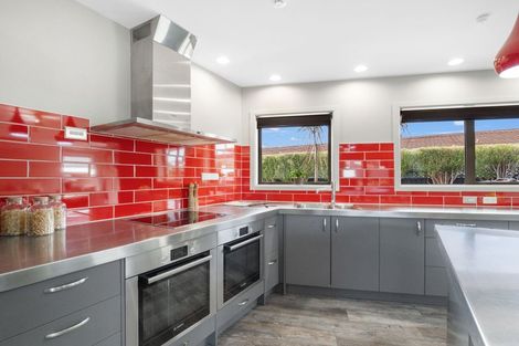 Photo of property in 19 Blakehall Place, Spreydon, Christchurch, 8024