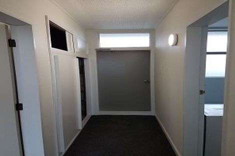 Photo of property in Beresford Apartments, 17/118u Russell Terrace, Berhampore, Wellington, 6023