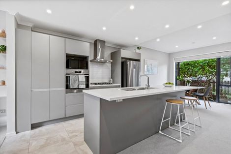 Photo of property in 37 Mapou Road, Hobsonville, Auckland, 0616