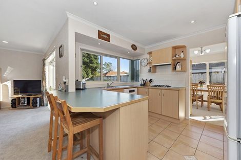 Photo of property in 4 Chapel Hill, Rototuna, Hamilton, 3210