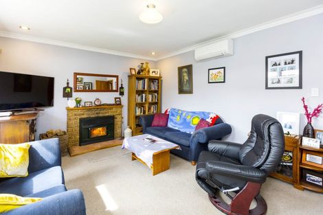 Photo of property in 62 Gibbons Street, Ebdentown, Upper Hutt, 5018