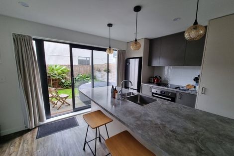 Photo of property in 12u6 Stanley Street, Berhampore, Wellington, 6023