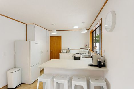 Photo of property in 7 Ngapotiki Street, Paraparaumu Beach, Paraparaumu, 5032