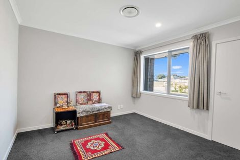 Photo of property in 5 Hydrangea Lane, Milson, Palmerston North, 4414